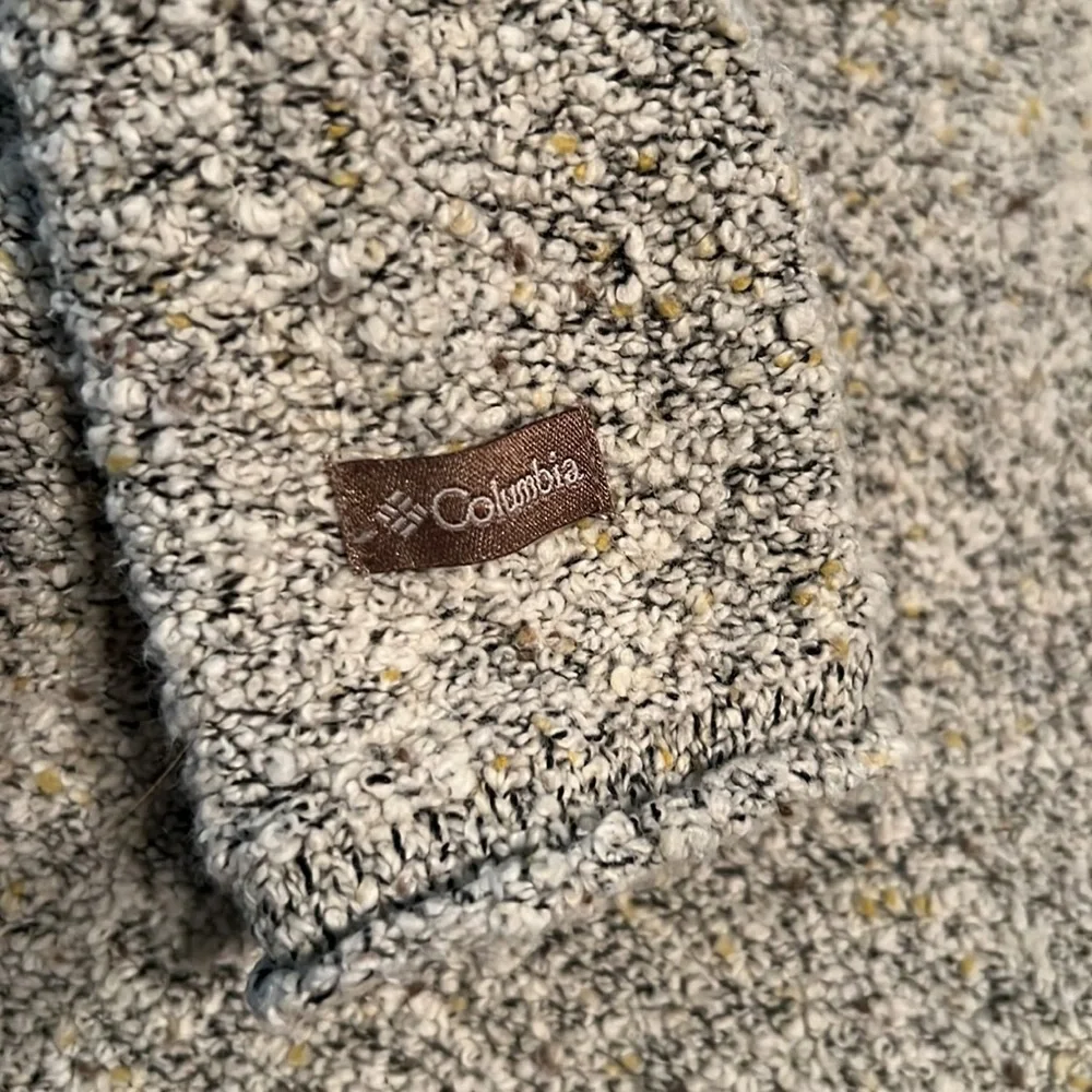 COLUMBIA Pullover Sweater - Picture 6 of 8